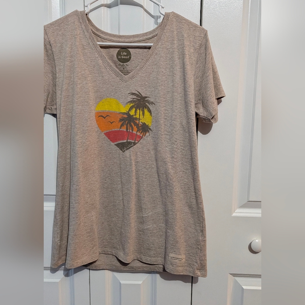 Life Is Good Women's Beige Heart and Palm Tee